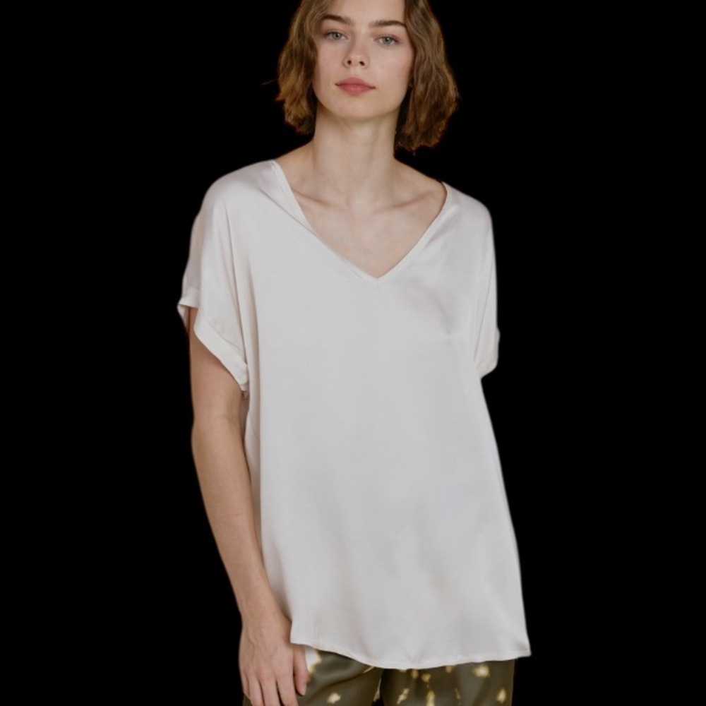 Sofia White Tessa Silky Blouse Shirt Sleeve One Size Elegant Women's Top